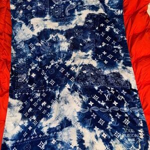 Authentic Louis Vuitton Virgil Abloh Monogram Bandana tie dye beach Towel LV